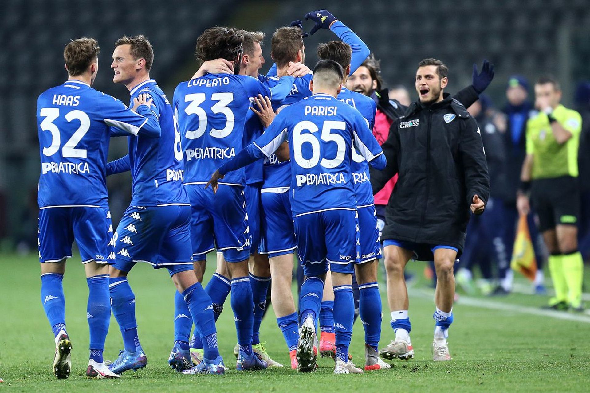 多家数据与 多家数据与